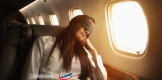 Làm sao để ngủ ngon khi đi máy bay?