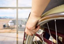 Hỗ trợ hành khách khuyết tật trên chuyến bay Qatar Airways Hỗ trợ hành khách khuyết tật trên chuyến bay Qatar Airways