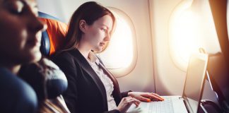 Dịch vụ liên lạc trực tuyến trên máy bay Aeroflot Dịch vụ liên lạc trực tuyến trên máy bay Aeroflot