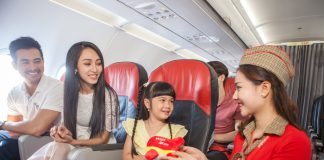 Giấy tờ cho trẻ em đi máy bay Vietjet Air