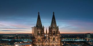 Choáng ngợp trước những nhà thờ đẹp trên Thế Giới