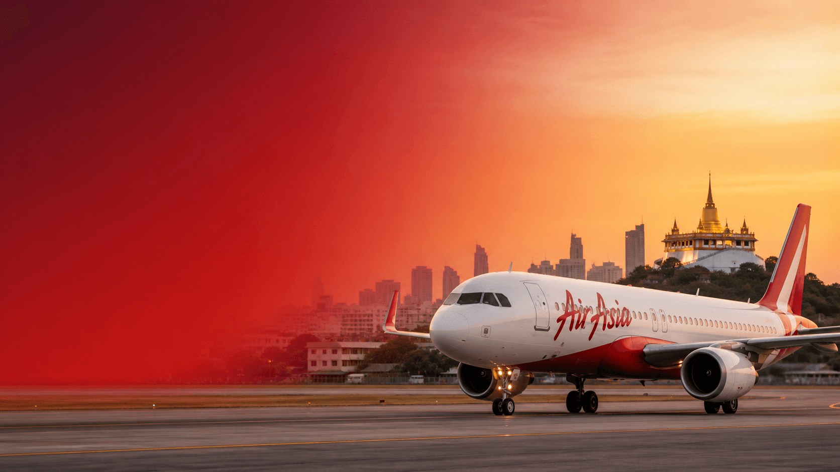 Máy bay AirAsia tại Bangkok và Golden Mount